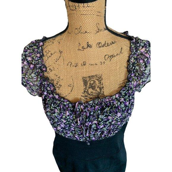 ๐ 2/$20 ๐ Black A line Dress with Floral Slightly Ruffled Top sz 13 - Picture 2 of 8